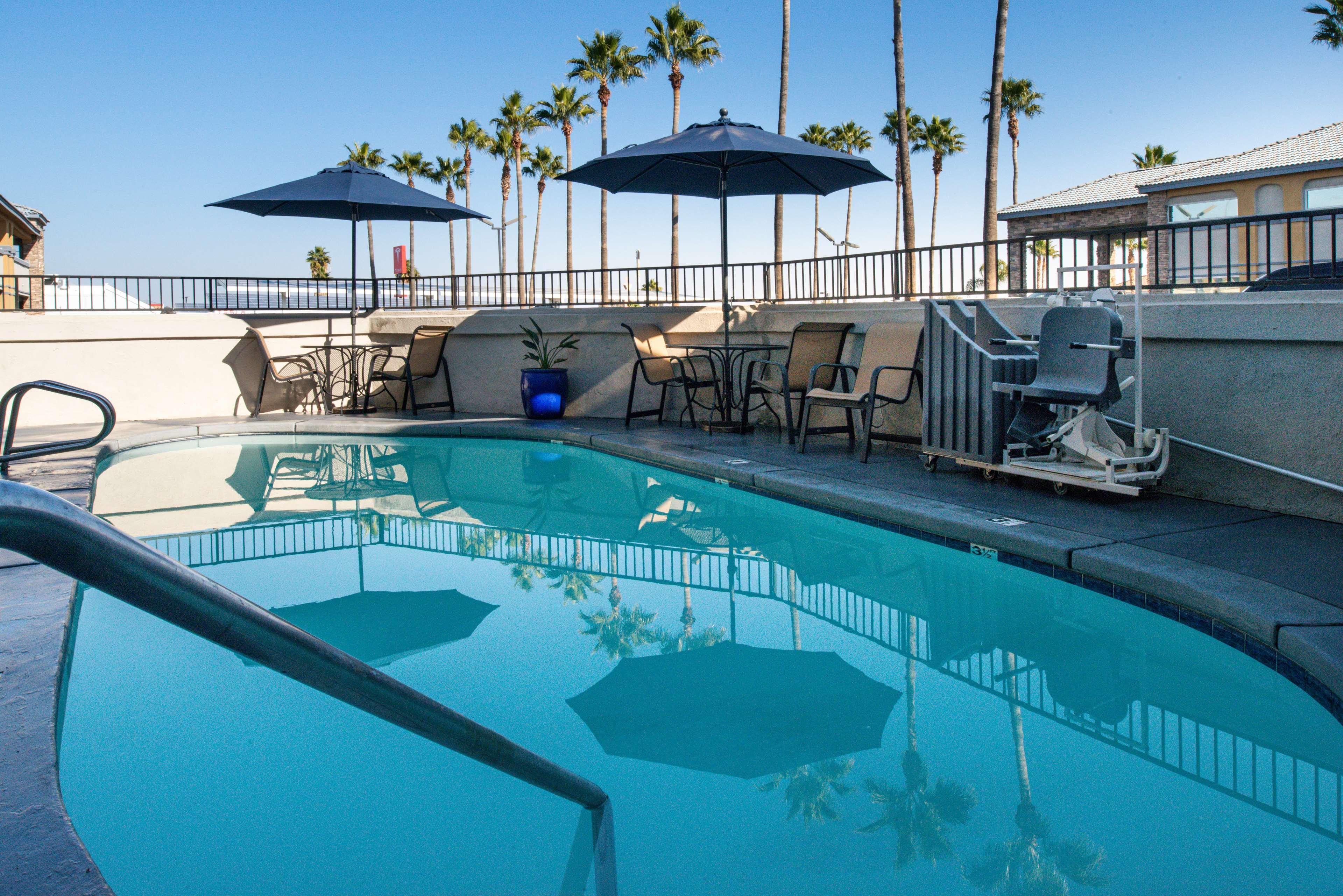 Best Western Kettleman City Inn & Suites Eksteriør bilde