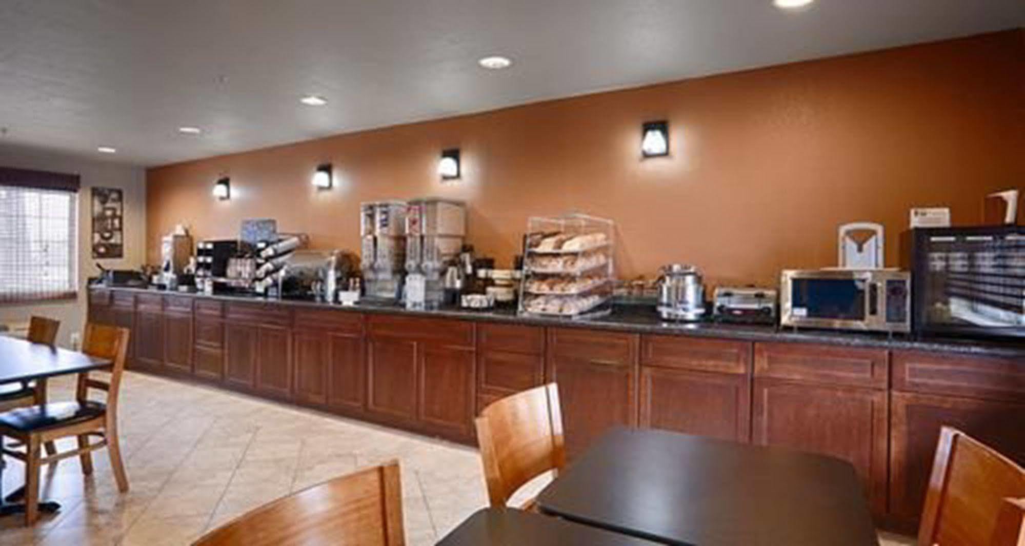 Best Western Kettleman City Inn & Suites Eksteriør bilde
